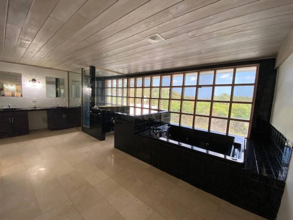Lantana, FL 33462,4020 S Ocean BLVD