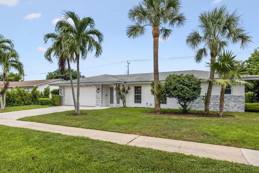 1337 NW NW 7th ST, Boca Raton, FL 33486