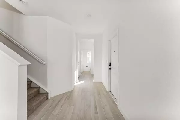 Port Saint Lucie, FL 34983,743 NE Hawks Ridge WAY 1404