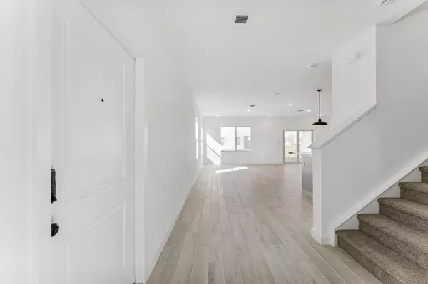 Port Saint Lucie, FL 34983,743 NE Hawks Ridge WAY 1404