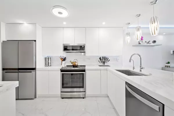 South Palm Beach, FL 33480,3580 S Ocean BLVD #6d