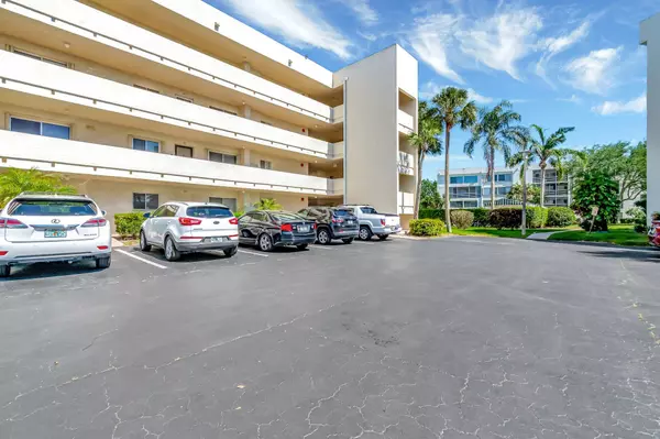 Lake Worth, FL 33467,3178 Via Poinciana 201