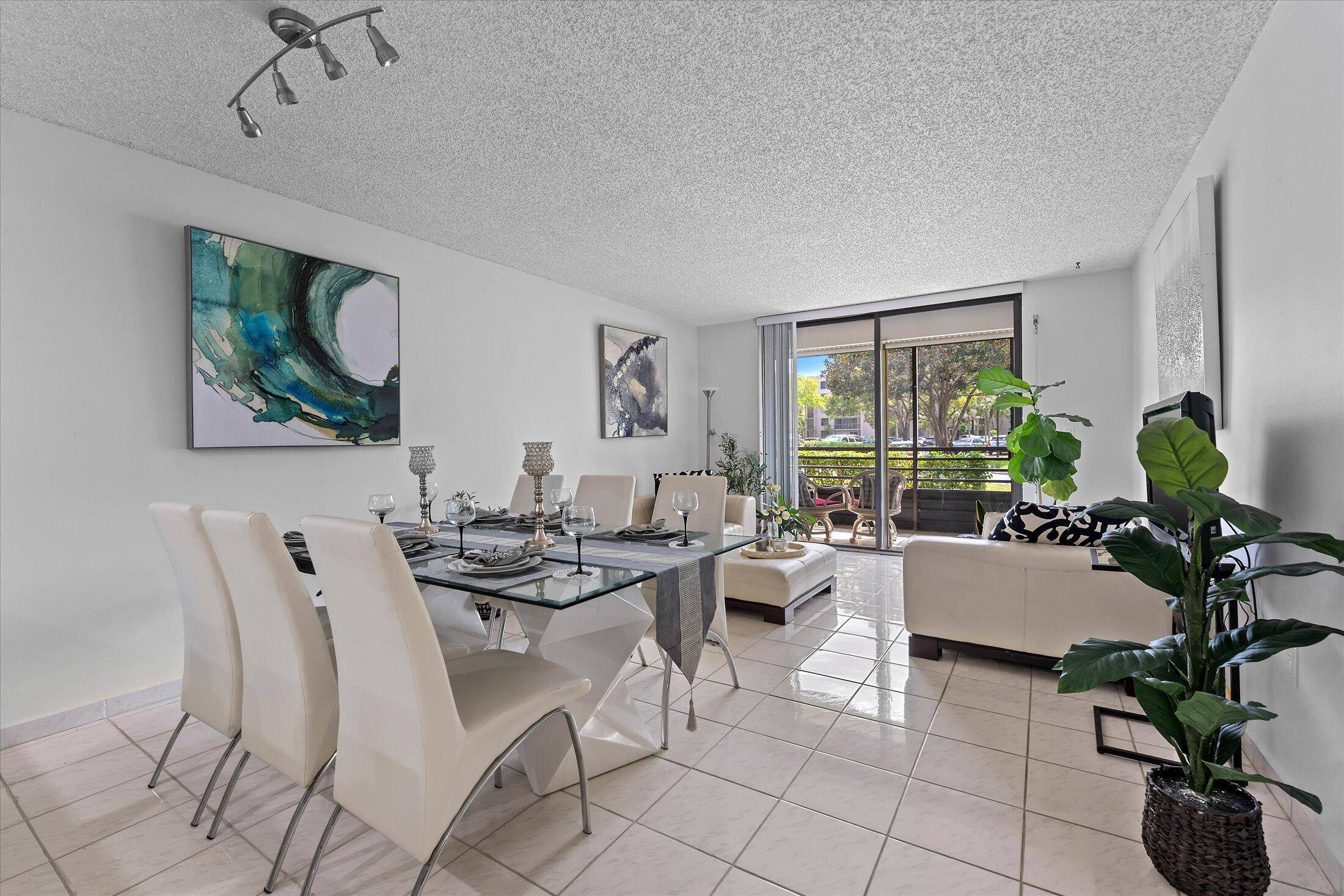 Pembroke Pines, FL 33026,1101 Colony Point CIR 118