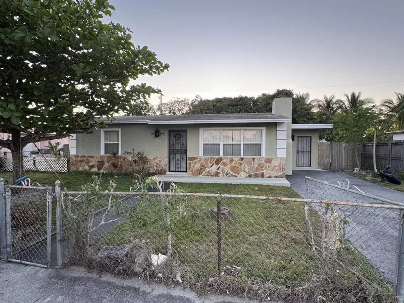2345 Wabasso DR, West Palm Beach, FL 33409