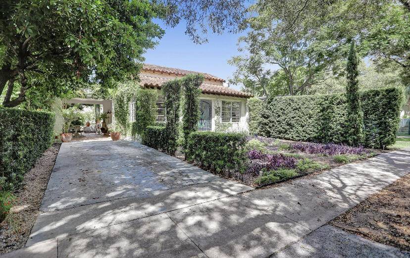 1107 Alhambra CIR, Coral Gables, FL 33134