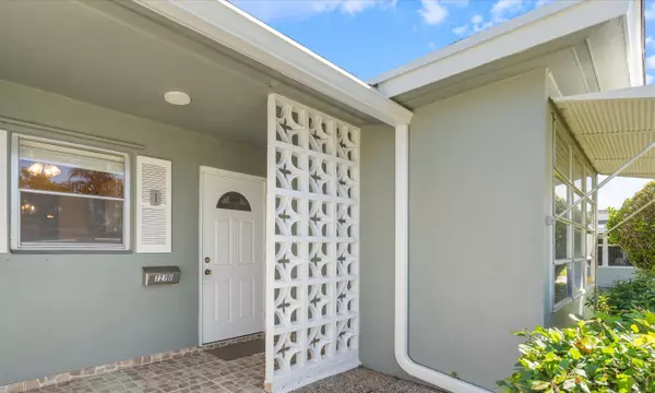 Delray Beach, FL 33445,727 N High Point BLVD D