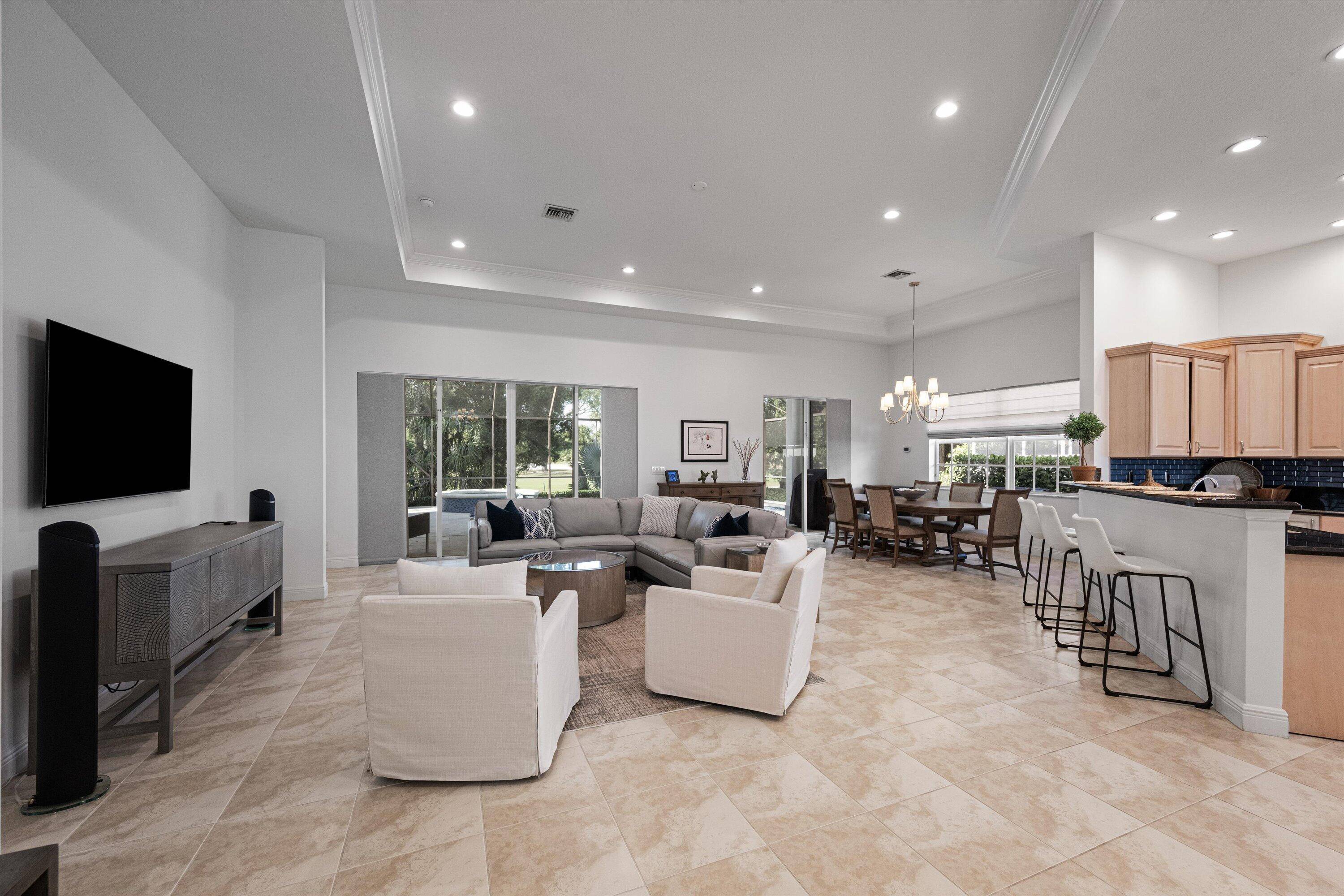 West Palm Beach, FL 33411,9637 Spray DR