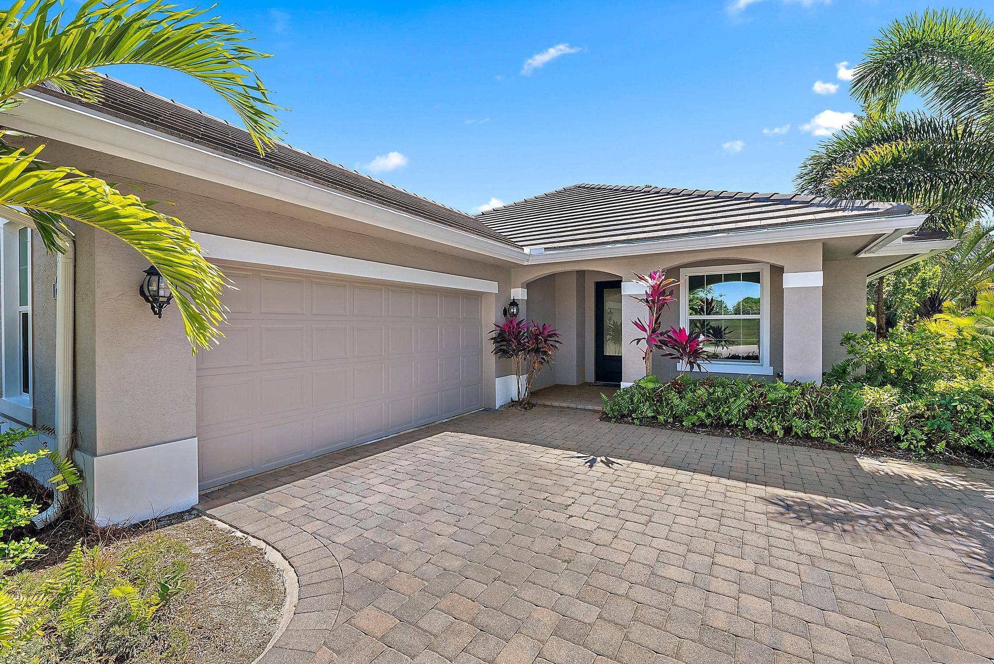 2664 Conifer DR, Fort Pierce, FL 34951
