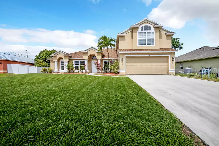 1355 SW Porter RD, Port Saint Lucie, FL 34953