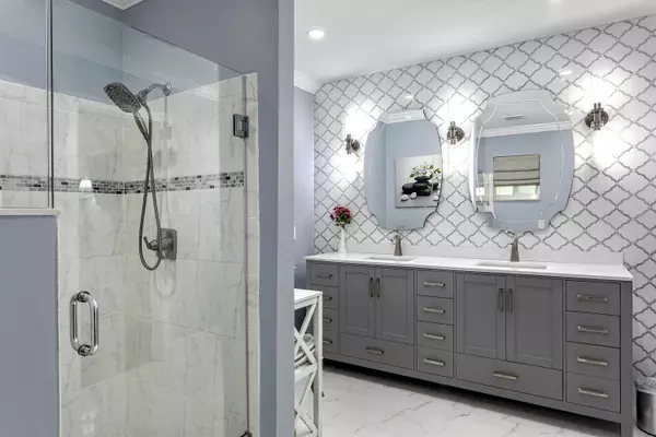 West Palm Beach, FL 33406,2858 Oak DR