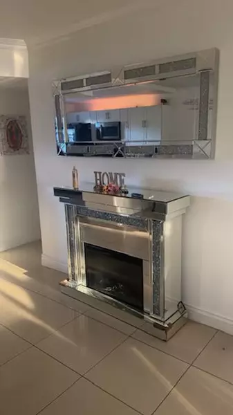 8351 Sands Point BLVD A304, Tamarac, FL 33321