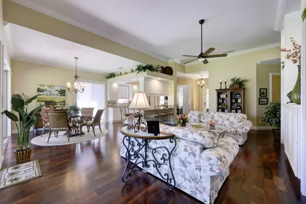 Palm Beach Gardens, FL 33418,4703 Dovehill DR