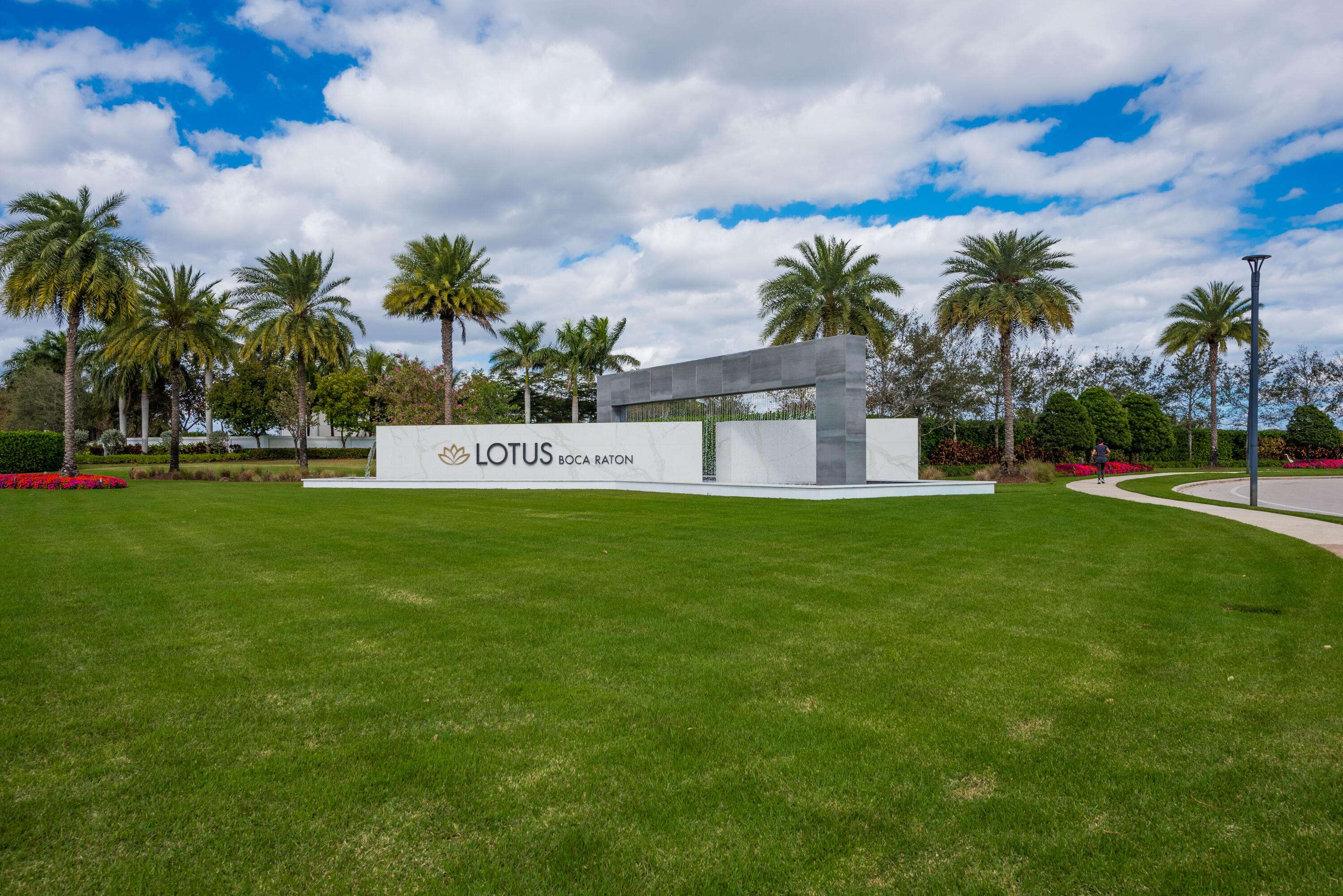8131 Laurel Falls Dr DR, Boca Raton, FL 33496