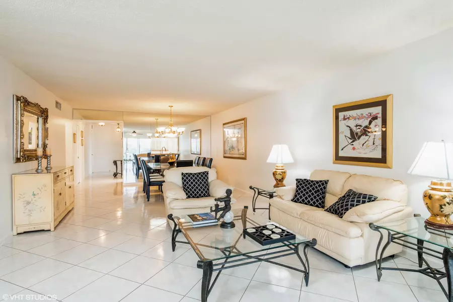 250 John F Kennedy DR 408, Atlantis, FL 33462
