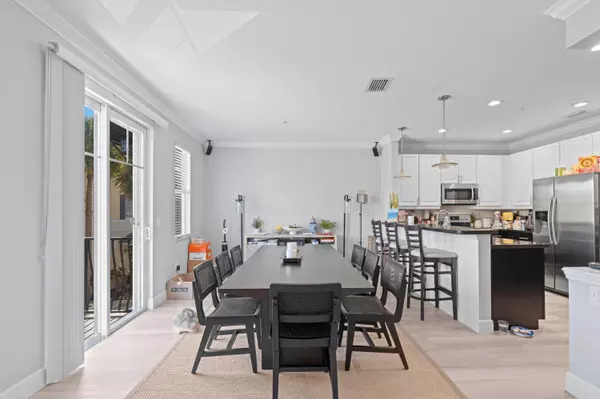 Boca Raton, FL 33431,559 NW 35th PL