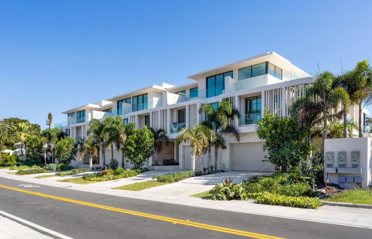Delray Beach, FL 33483,1246 George Bush