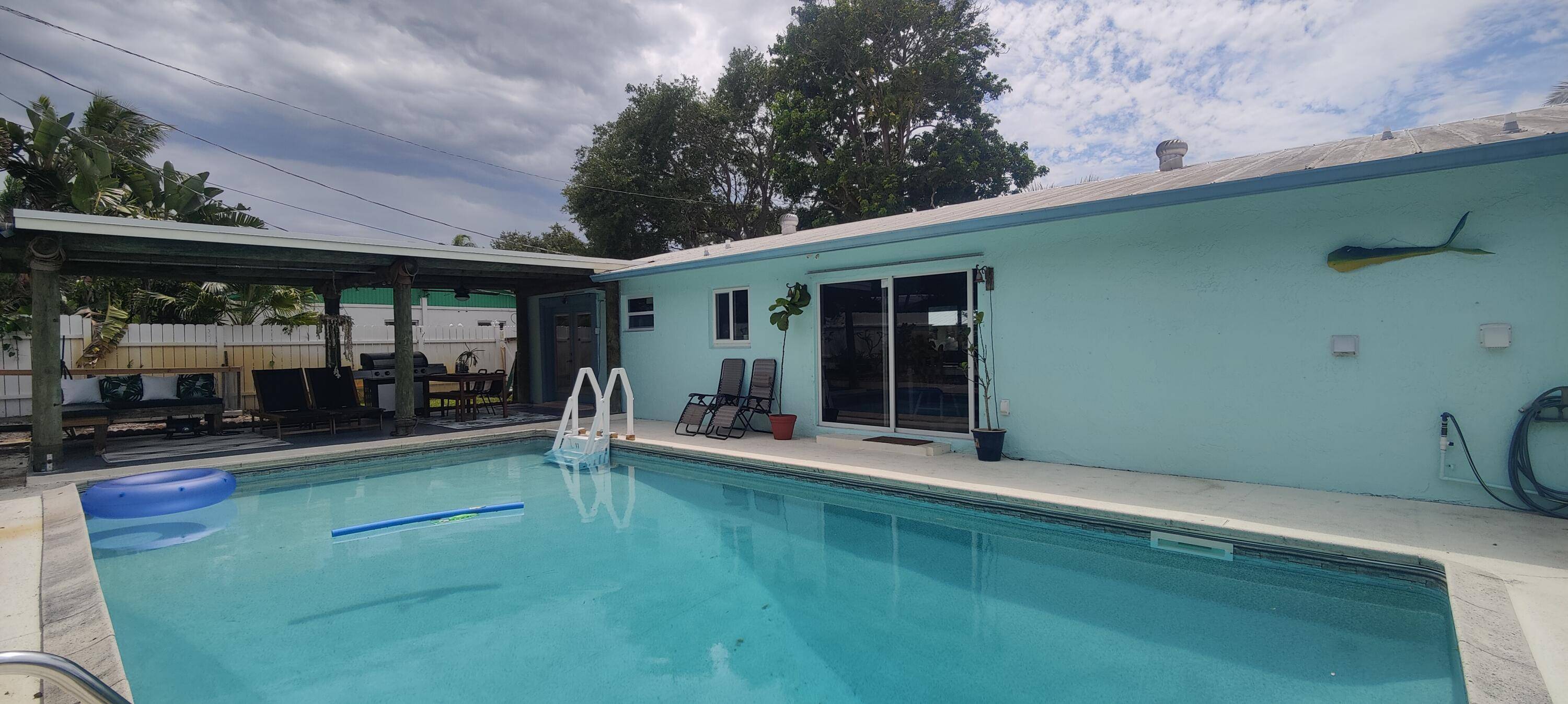Stuart, FL 34996,1301 SE Sandpiper Ln LN