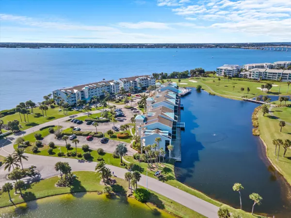 Stuart, FL 34996,40 NE Plantation RD 202