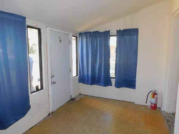 Fort Pierce, FL 34950,607 Wendell RD