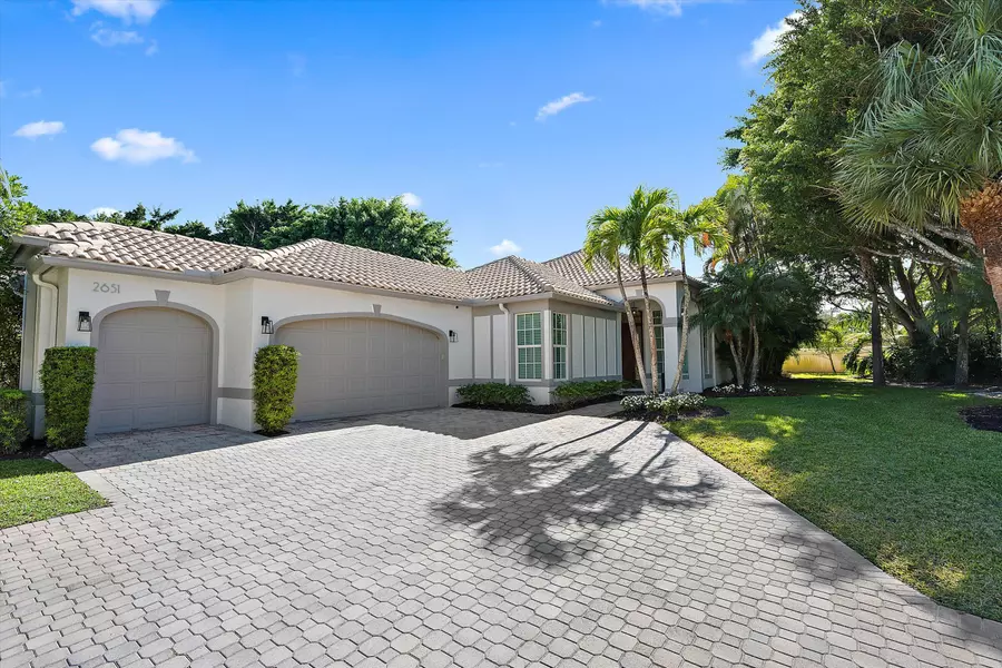 2651 Players CT, Wellington, FL 33414
