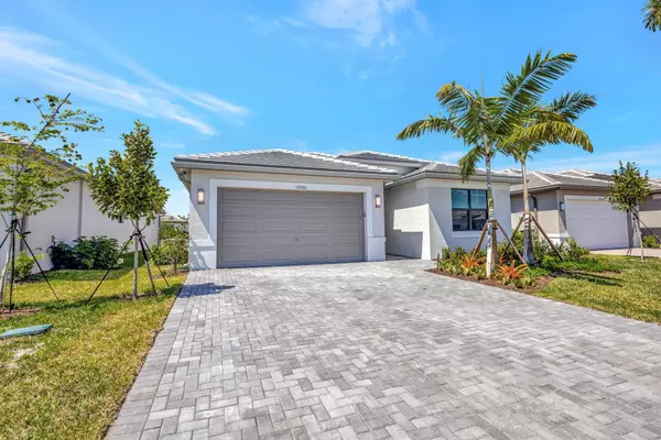 12522 SW Emerald Estuary TER, Port Saint Lucie, FL 34987