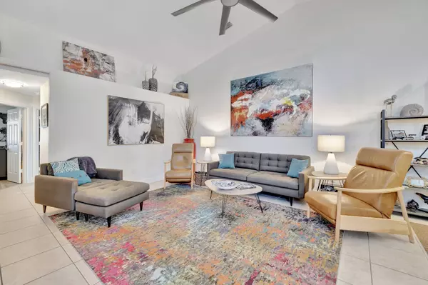 Hutchinson Island, FL 34949,209 River WALK