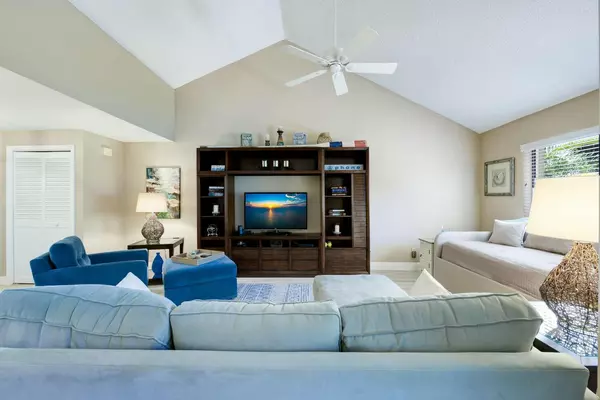 Juno Beach, FL 33408,205 Sea Oats C DR 6c