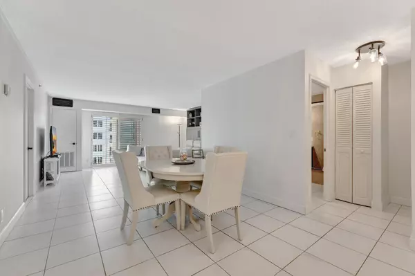 Highland Beach, FL 33487,3215 S Ocean BLVD 703