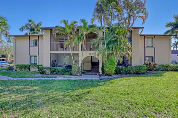 Greenacres, FL 33463,436 Pine Glen Lane C-2