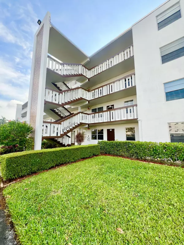 Boca Raton, FL 33434,2038 Hythe C