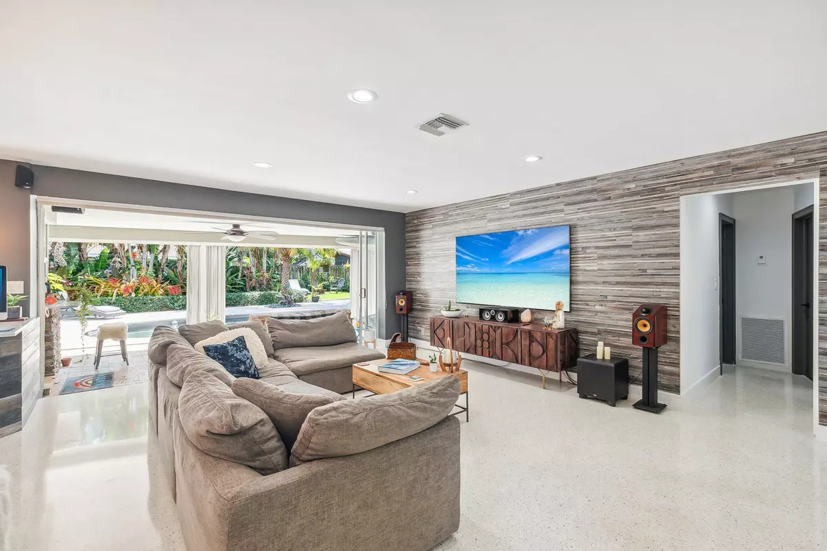 Boca Raton, FL 33486,1132 SW 13th AVE
