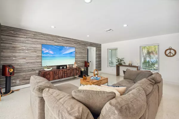 Boca Raton, FL 33486,1132 SW 13th AVE