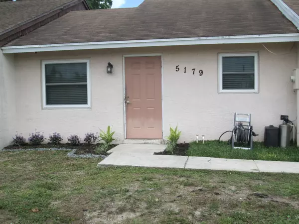 Lake Worth, FL 33463,5179 Burnham PL