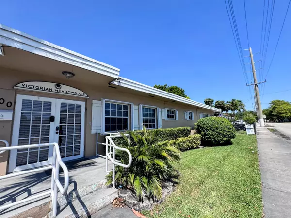 Hollywood, FL 33020,900 N 24th AVE