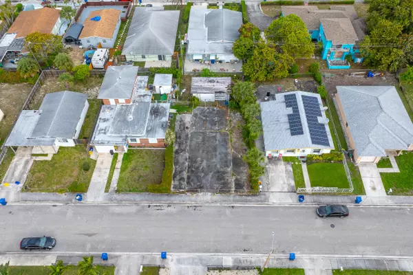 W W 3rd ST, Riviera Beach, FL 33404