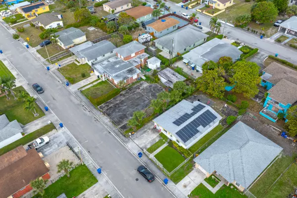 Riviera Beach, FL 33404,W W 3rd ST