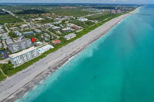 Juno Beach, FL 33408,911 Ocean DR 506