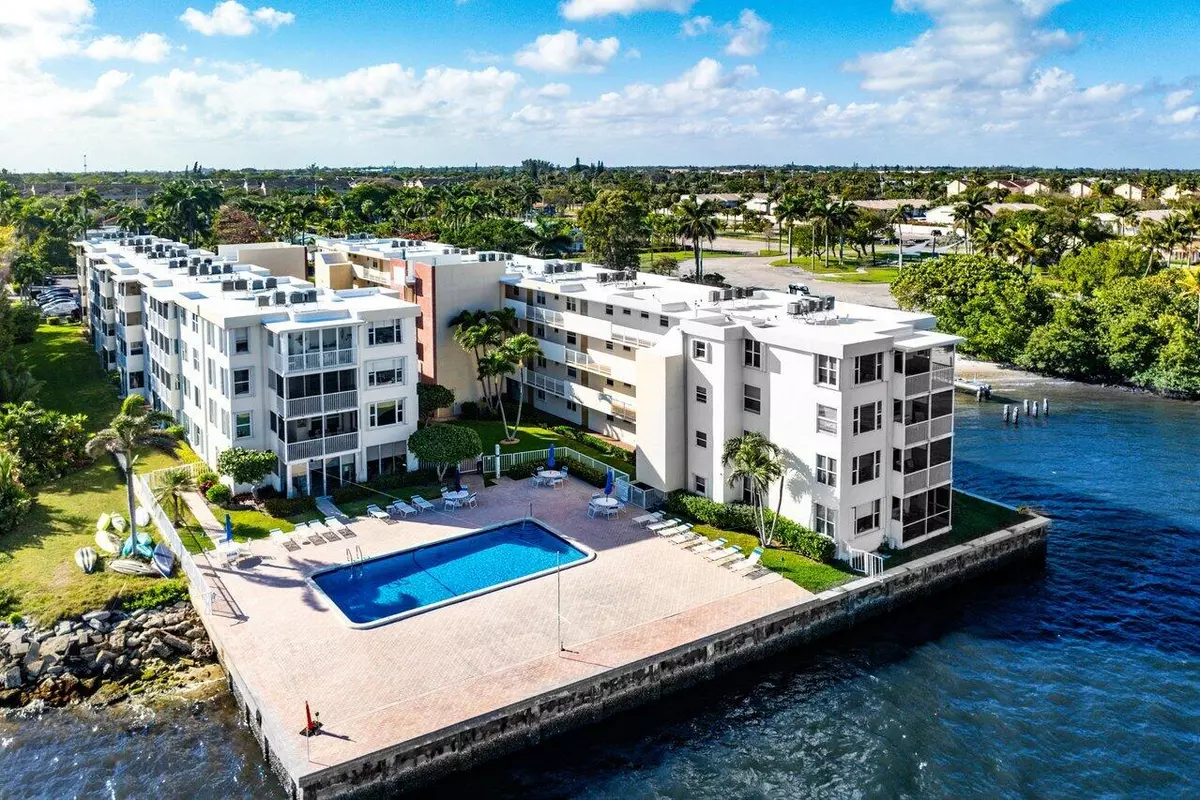 Boynton Beach, FL 33435,1810 New Palm WAY 115