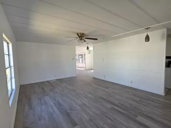 Port Saint Lucie, FL 34952,8 Del Sol