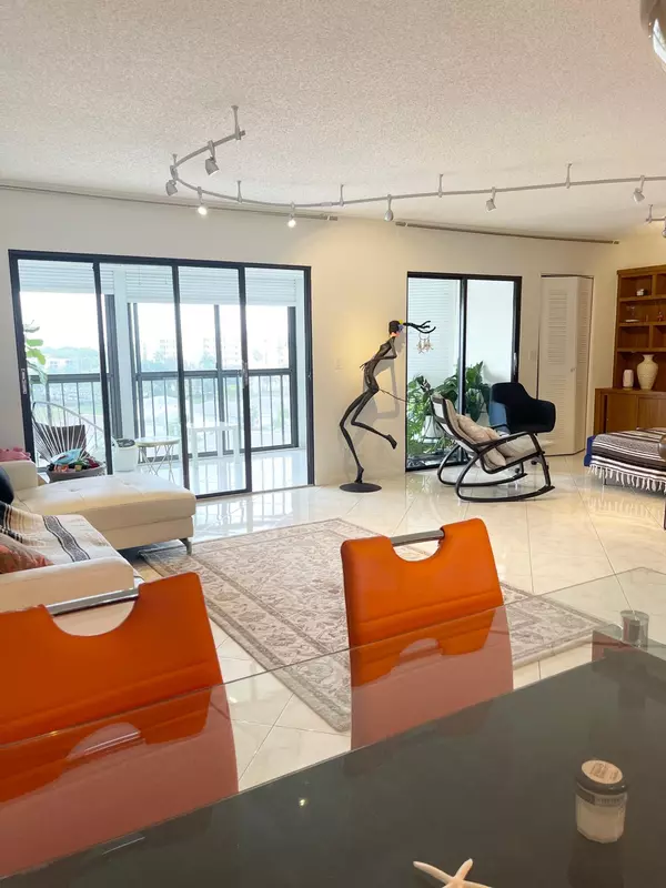 7380 S Oriole BLVD 704, Delray Beach, FL 33446