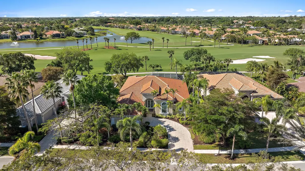 8988 Lakes BLVD, West Palm Beach, FL 33412