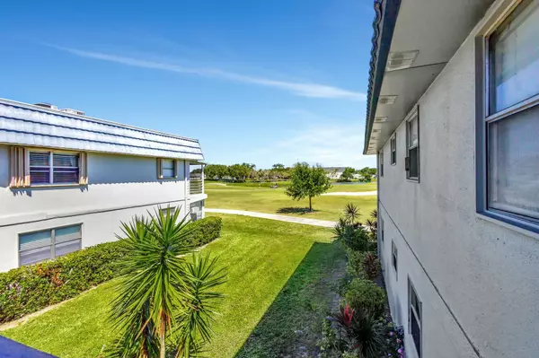 Delray Beach, FL 33446,129 Tuscany B
