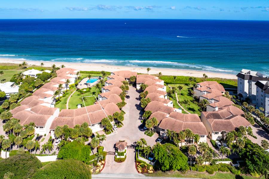 6711 N Ocean BLVD 13, Ocean Ridge, FL 33435