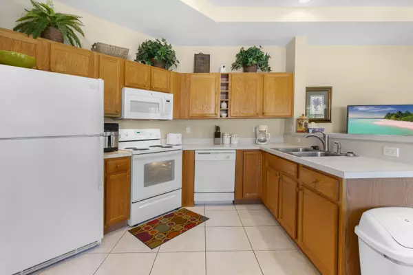 Port Saint Lucie, FL 34986,8255 Mulligan CIR 3422