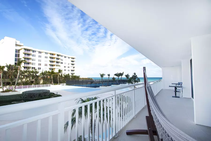 3546 S Ocean BLVD 325, South Palm Beach, FL 33480