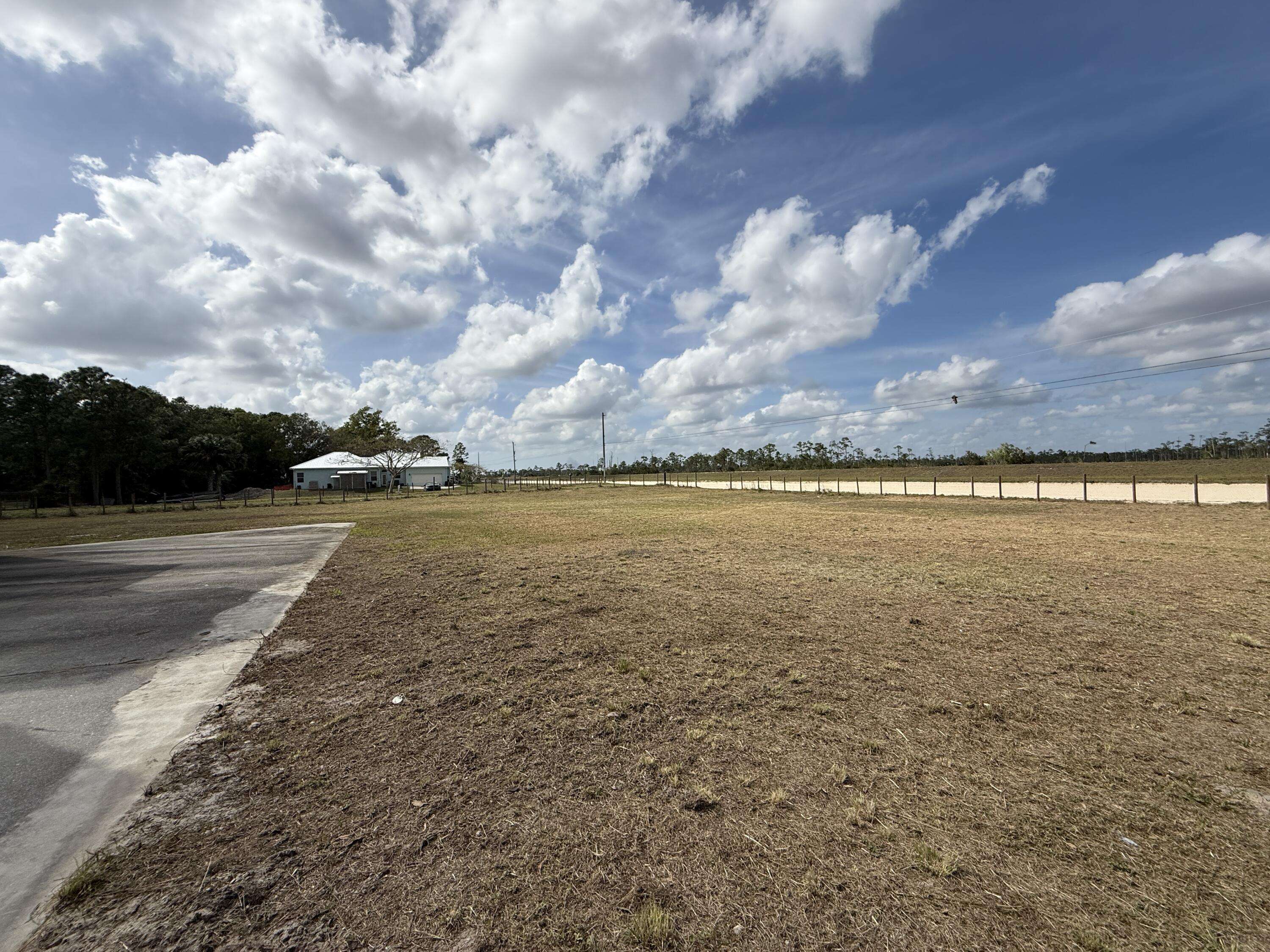 Loxahatchee, FL 33470,18710 N 94th ST