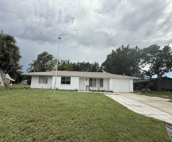 277 SW Kimball CIR, Port Saint Lucie, FL 34953