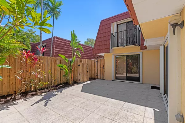 Plantation, FL 33324,9940 NW 6th PL