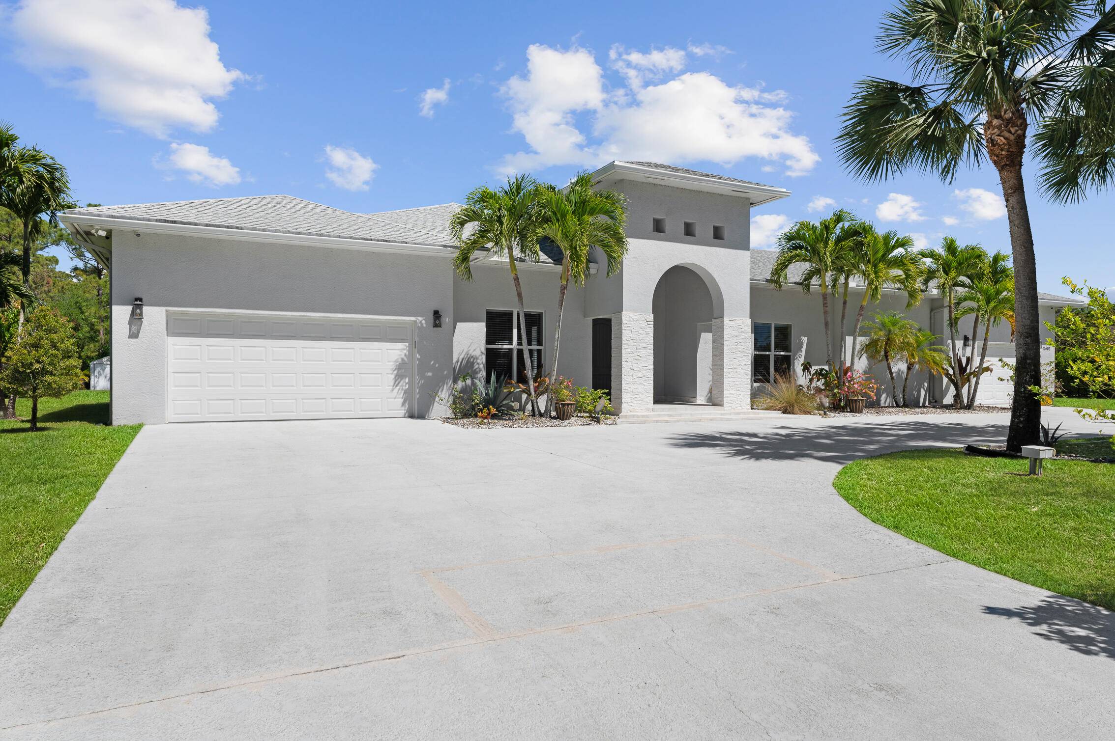 15503 Temple BLVD, The Acreage, FL 33470