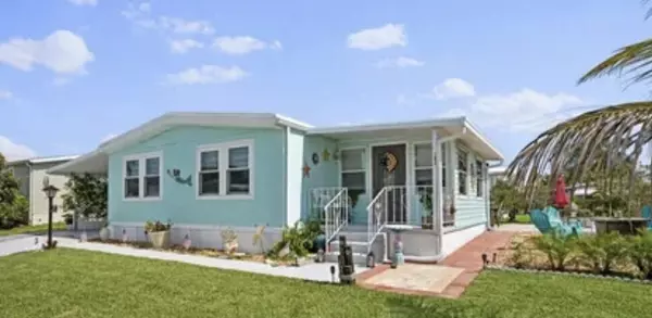 162 S Warner DR, Jensen Beach, FL 34957
